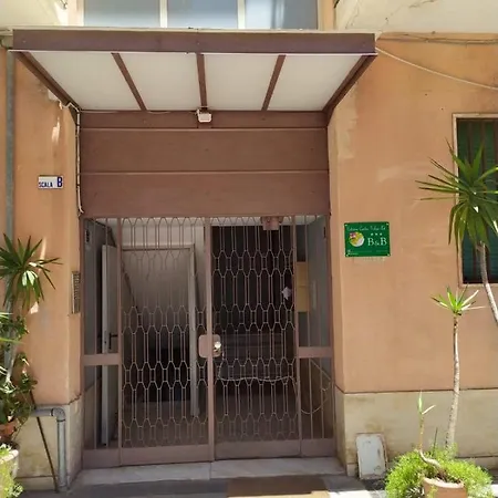 Centre Urban Art Couette-café Catane