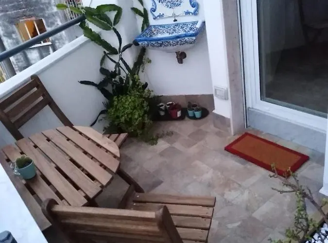 Centre Urban Art Bed and Breakfast Κατάνια